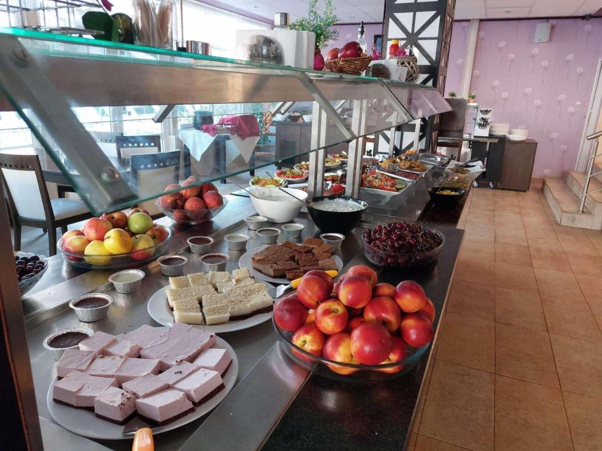 Tropics Hotel Szveti Vlasz Kültér fotó