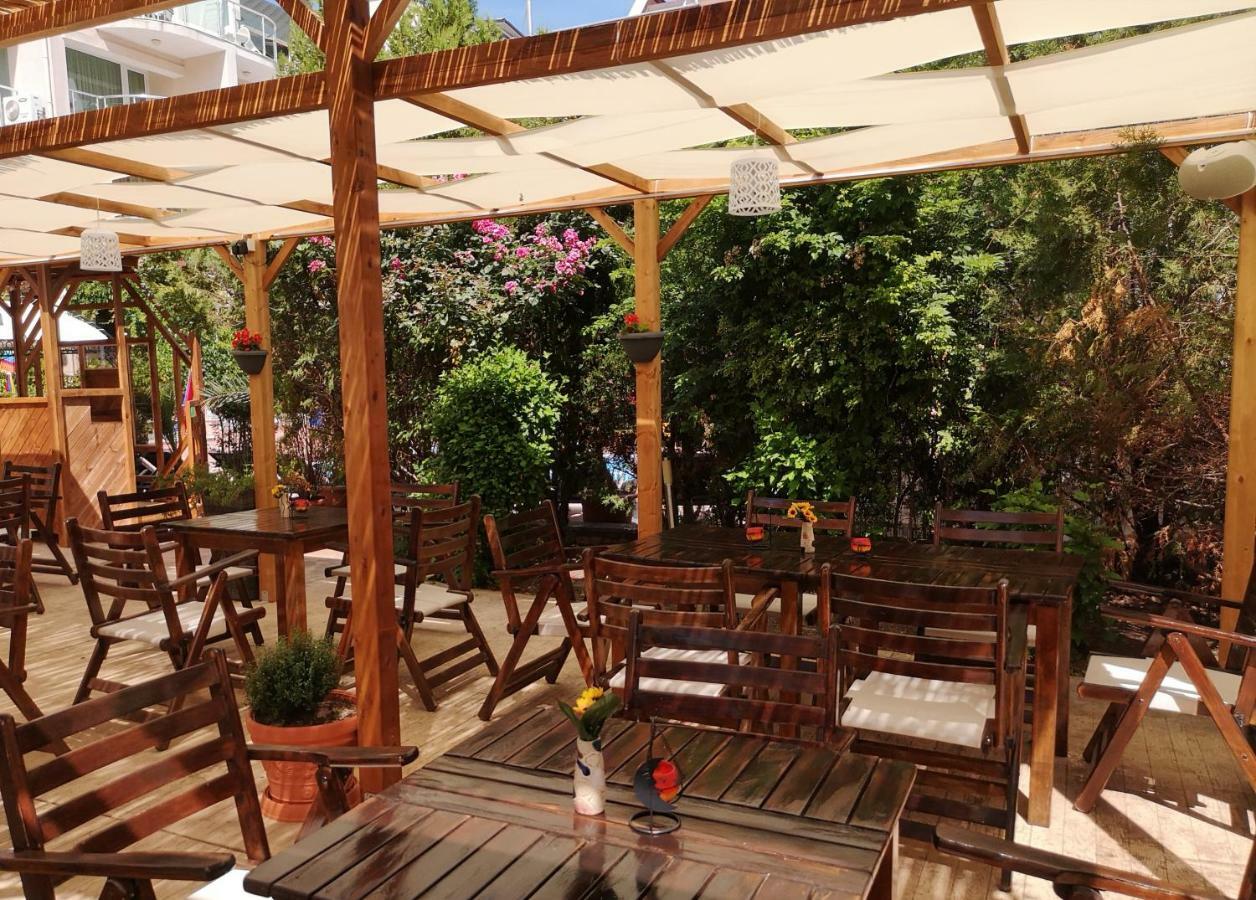 Tropics Hotel Szveti Vlasz Kültér fotó