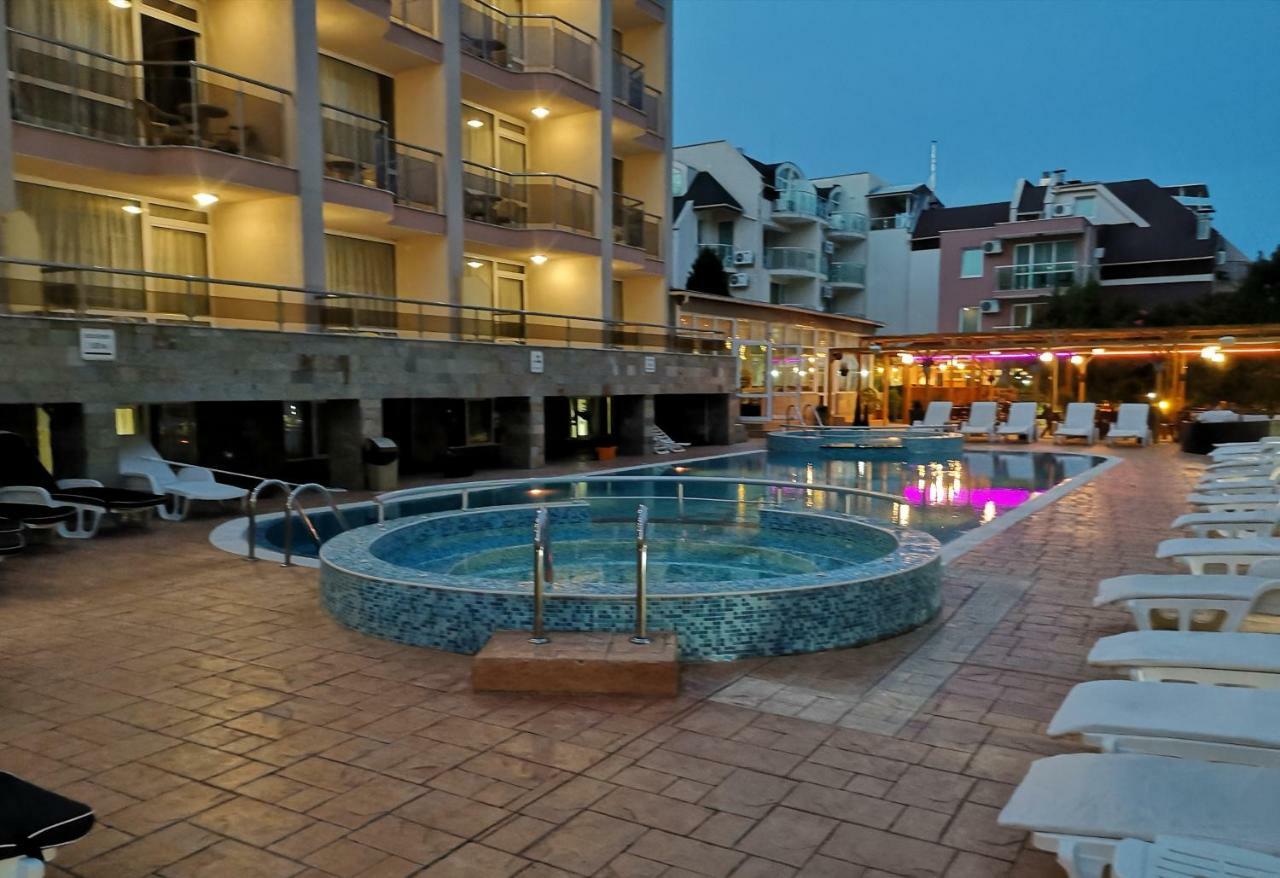 Tropics Hotel Szveti Vlasz Kültér fotó